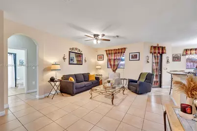 10445 SW 226th St, Cutler Bay, FL 33190 - Photo 7