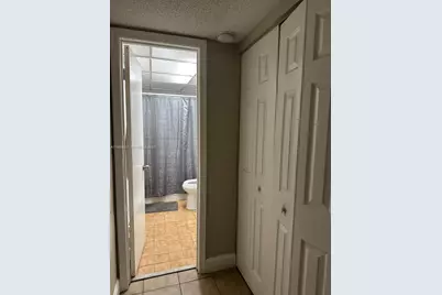 10000 NW 80th Ct #2433, Hialeah Gardens, FL 33016 - Photo 7