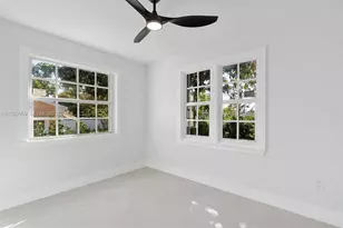 560 NE 110th Terrace, Miami, FL 33161 - Photo 29