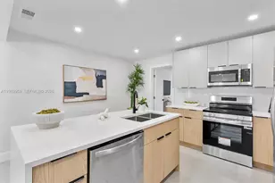 560 NE 110th Terrace, Miami, FL 33161 - Photo 11