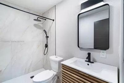 1523 NW 38th St, Miami, FL 33142 - Photo 47