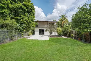 1523 NW 38th St, Miami, FL 33142 - Photo 5