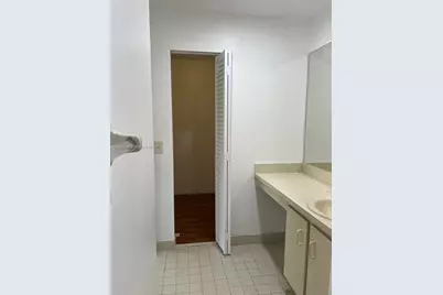 20680 NE 4th Ct #206, Miami, FL 33179 - Photo 7