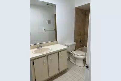 20680 NE 4th Ct #206, Miami, FL 33179 - Photo 9