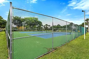 1430 W Meadows Cir W, Boynton Beach, FL 33436 - Photo 17