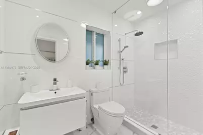 12930 Oleander Rd, North Miami, FL 33181 - Photo 19