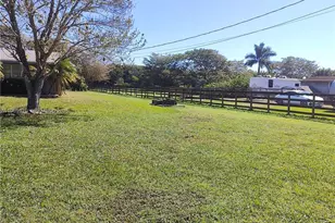 5490 SW 128th Ave, Southwest Ranches, FL 33330 - Photo 3