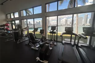 801 N Venetian Dr, Miami, FL 33139 - Photo 29