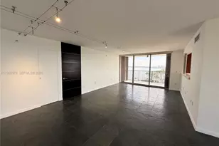 801 N Venetian Dr, Miami, FL 33139 - Photo 13