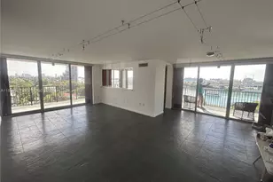 801 N Venetian Dr, Miami, FL 33139 - Photo 11