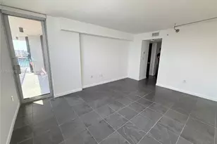 801 N Venetian Dr, Miami, FL 33139 - Photo 15