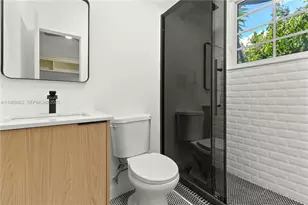 1009 Meridian Ave, Miami Beach, FL 33139 - Photo 25