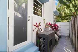 1009 Meridian Ave, Miami Beach, FL 33139 - Photo 25