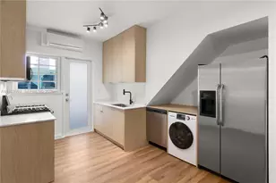 1009 Meridian Ave, Miami Beach, FL 33139 - Photo 9