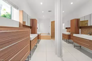 1025 Belle Meade Island Dr, Miami, FL 33138 - Photo 17