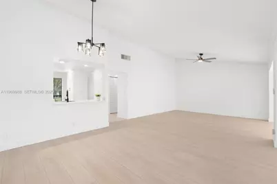 1545 SW 23rd Ter, Deerfield Beach, FL 33442 - Photo 21