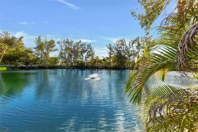 1300 NE Miami Gardens Dr #819E, Miami, FL 33179 - Photo 23