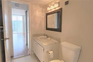 1300 NE Miami Gardens Dr, Miami, FL 33179 - Photo 21