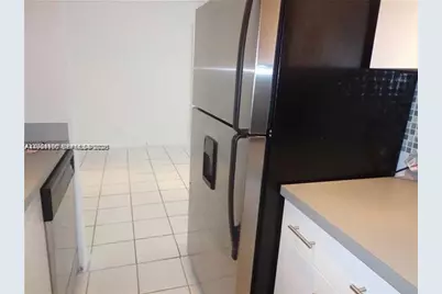 2530 NW 39th Way #102, Lauderdale Lakes, FL 33311 - Photo 3