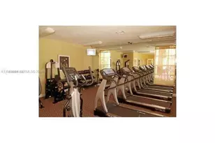 1261 SW 46th Ave, Pompano Beach, FL 33069 - Photo 9