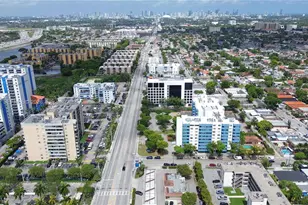 5050 NW 7th St, Miami, FL 33126 - Photo 27