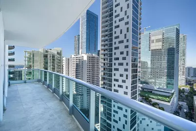 1331 Brickell Bay Dr #2402, Miami, FL 33131 - Photo 15