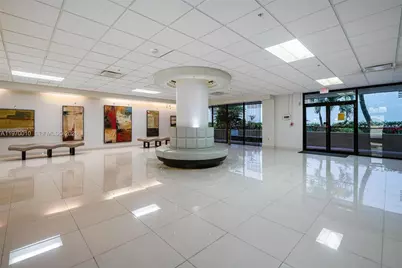 1623 Collins Ave #PH1010, Miami Beach, FL 33139 - Photo 37