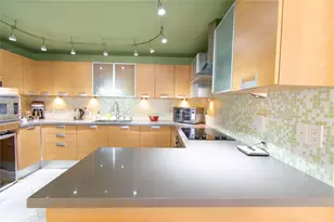1623 Collins Ave, Miami Beach, FL 33139 - Photo 17