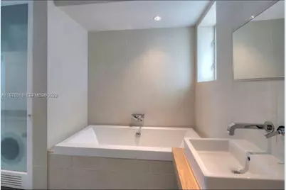 1601 West Ave #103, Miami Beach, FL 33139 - Photo 11