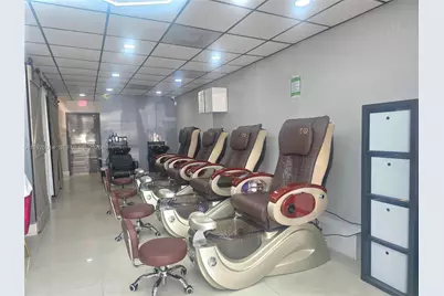 10873 SW 40th St, Miami, FL 33165 - Photo 5