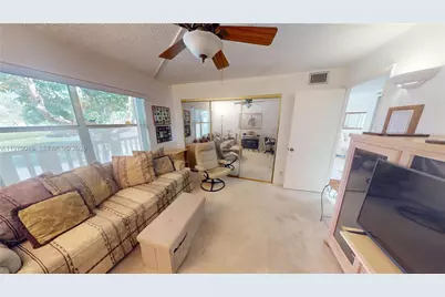 9681 Sunrise Lakes Blvd #201, Sunrise, FL 33322 - Photo 27