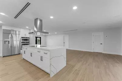 9381 SW 62nd St, Miami, FL 33173 - Photo 11