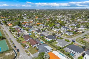 9381 SW 62nd St, Miami, FL 33173 - Photo 43