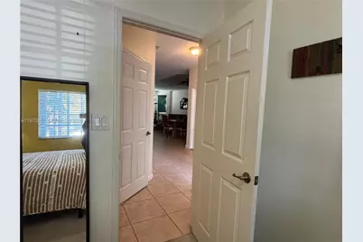 7035 NW 116th Ct, Doral, FL 33178 - Photo 17