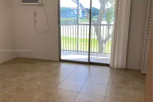 301 SW 135th Ave, Pembroke Pines, FL 33027 - Photo 11