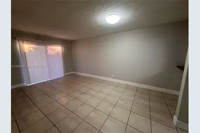 95 NE 41st St #L165, Oakland Park, FL 33334 - Photo 11