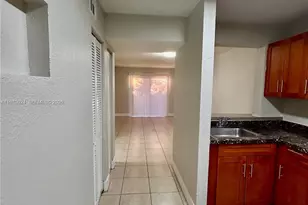 95 NE 41st St, Oakland Park, FL 33334 - Photo 7