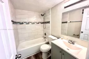 95 NE 41st St, Oakland Park, FL 33334 - Photo 23