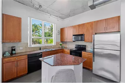 2001 Biscayne Blvd #2612, Miami, FL 33137 - Photo 3