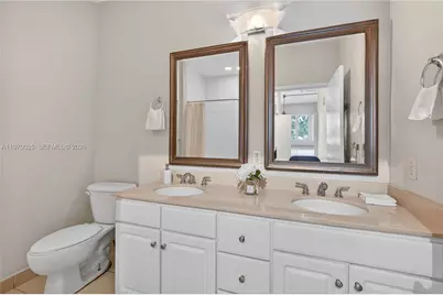 2001 Biscayne Blvd #2612, Miami, FL 33137 - Photo 9