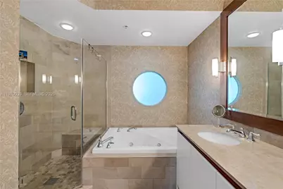 1500 Ocean Dr #704, Miami Beach, FL 33139 - Photo 23