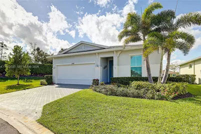 548 SE Plumeria Dr, Port Saint Lucie, FL 34984 - Photo 3