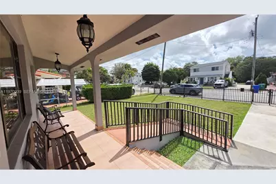 3041 NW 16th St, Miami, FL 33125 - Photo 33