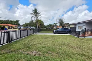 3041 NW 16th St, Miami, FL 33125 - Photo 5