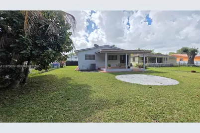 3041 NW 16th St, Miami, FL 33125 - Photo 29