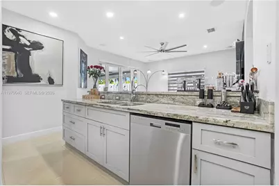 2132 NE 38th Rd, Homestead, FL 33033 - Photo 9