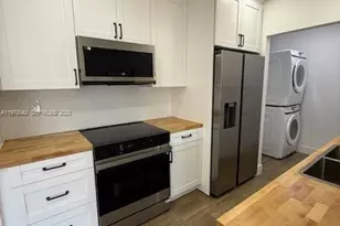 17860 SW 112th Ct, Miami, FL 33157 - Photo 13