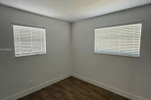 17860 SW 112th Ct, Miami, FL 33157 - Photo 5