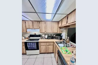 10076 NW 6th St #201, Pembroke Pines, FL 33024 - Photo 7