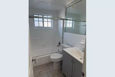 105 NE 12th Ave #4, Hallandale Beach, FL 33009 - Photo 19